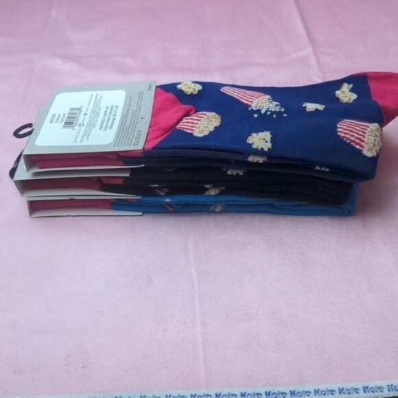 Izzy & Oliver 3 pairs Popcorn socks in Blue and Black One Size - Picture 5 of 5
